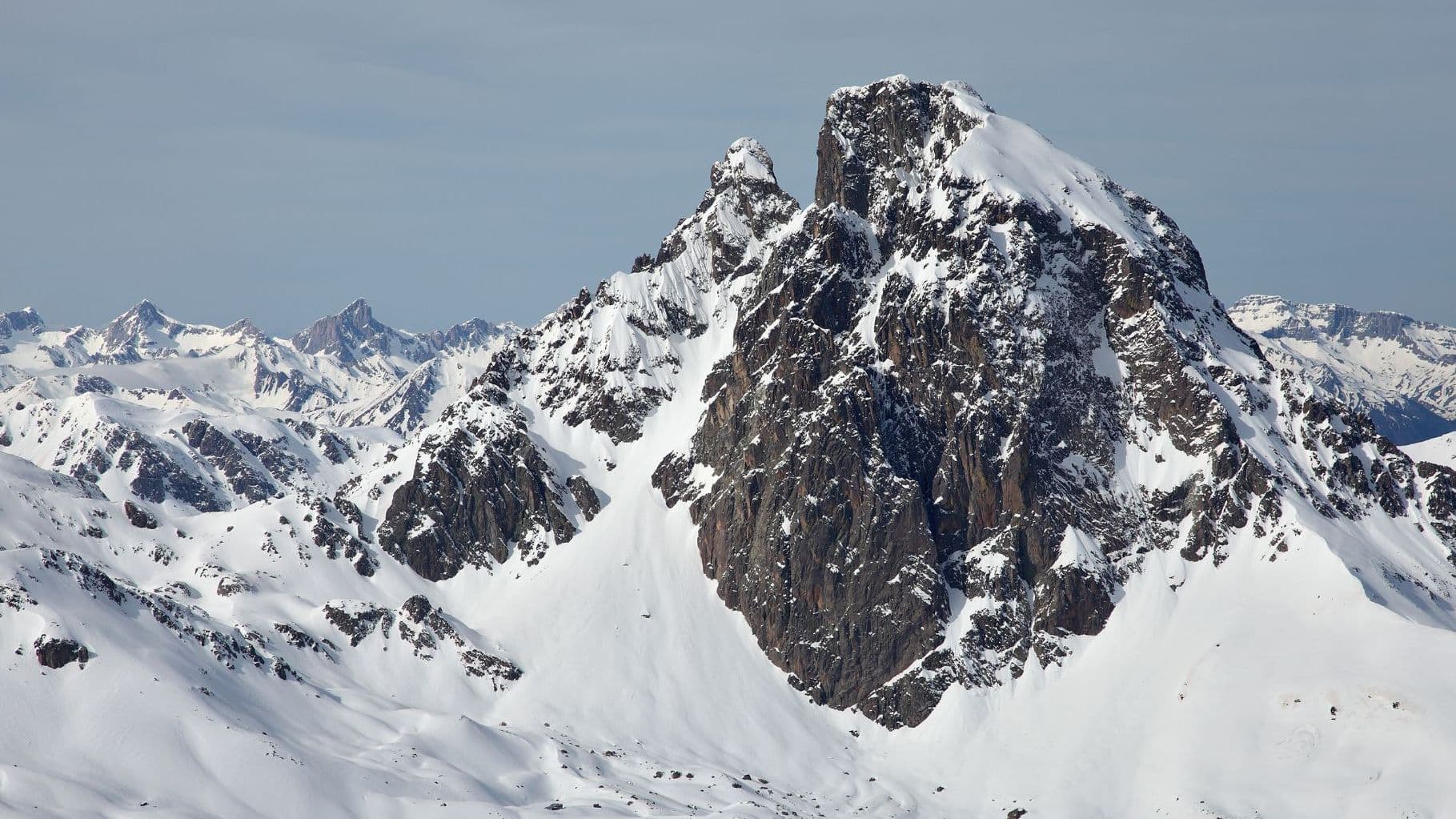 Paysage de haute montagne dans les Pyrénées