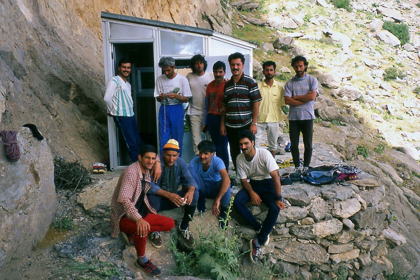 Escalade Iran Bisotun — photo 19